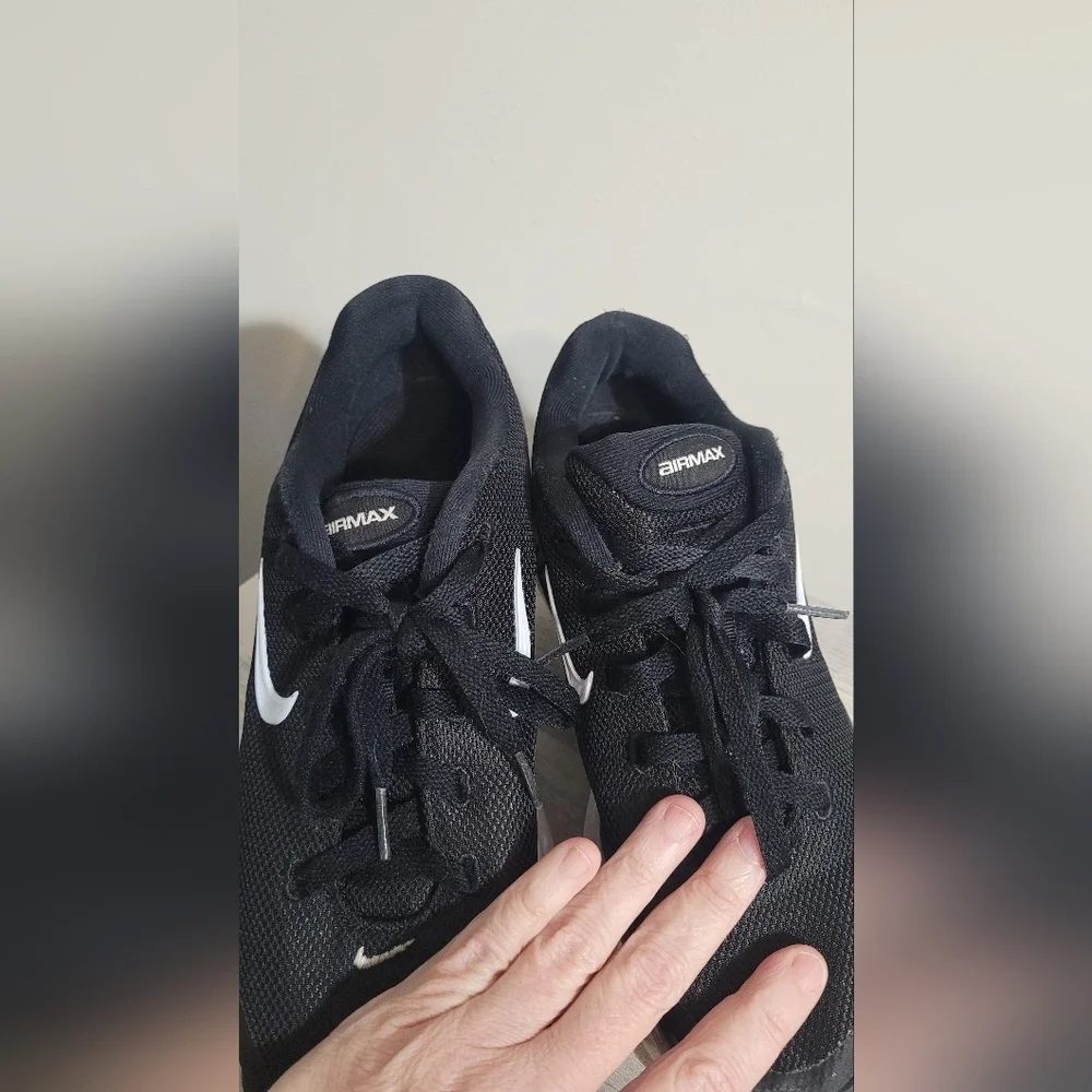 Nike Air Max Womens 8